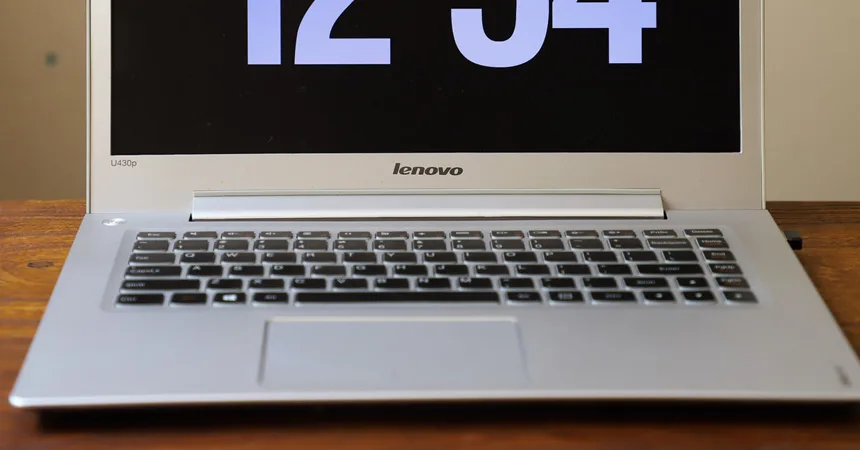 Notebook atendido pela Isatek - Carcaça e estrutura